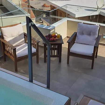 Blueonar * Chania (Crete)